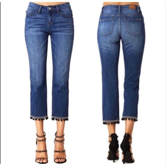 Women's Judy Blue Medium Wash Cropped Straight Fit Tassel Hem Jeans 1XL - Picture 1 of 16